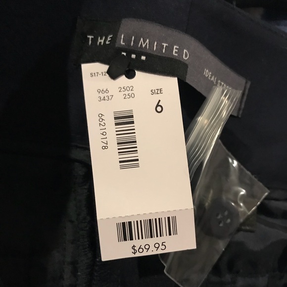 Limited Navy Ideal Stretch Crop Pants - Picture 2 of 7